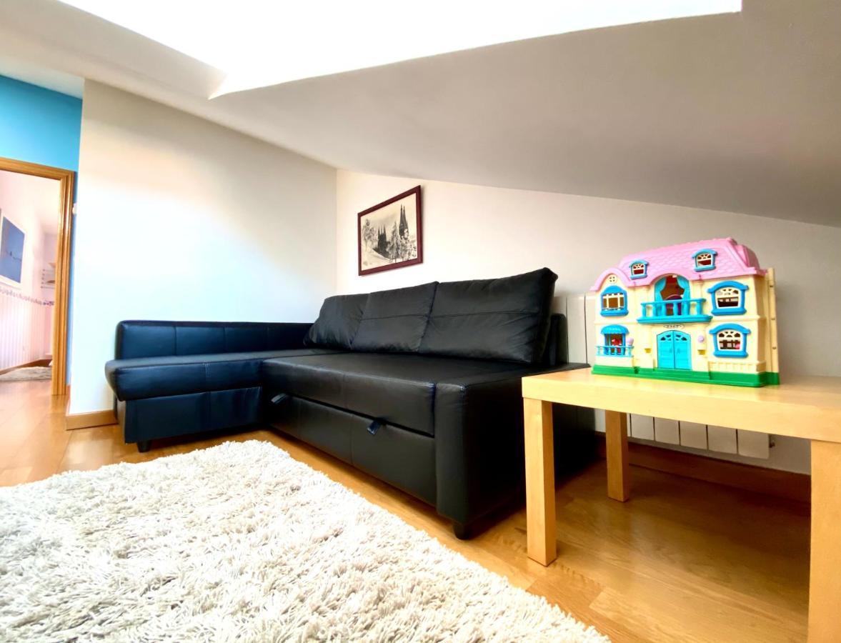 Apartamento Turistico Plaza Mayor Burgos Exterior photo