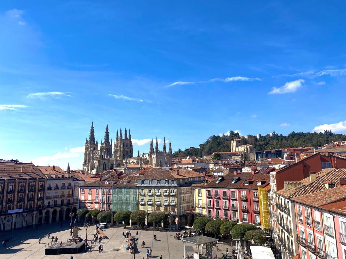 Apartamento Turistico Plaza Mayor Burgos Exterior photo
