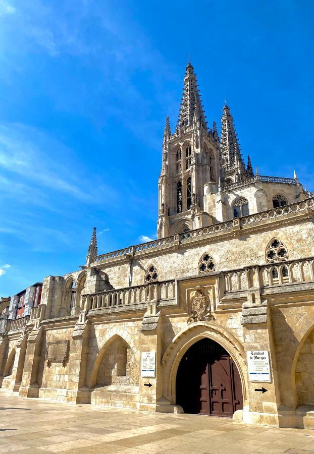 Apartamento Turistico Plaza Mayor Burgos Exterior photo