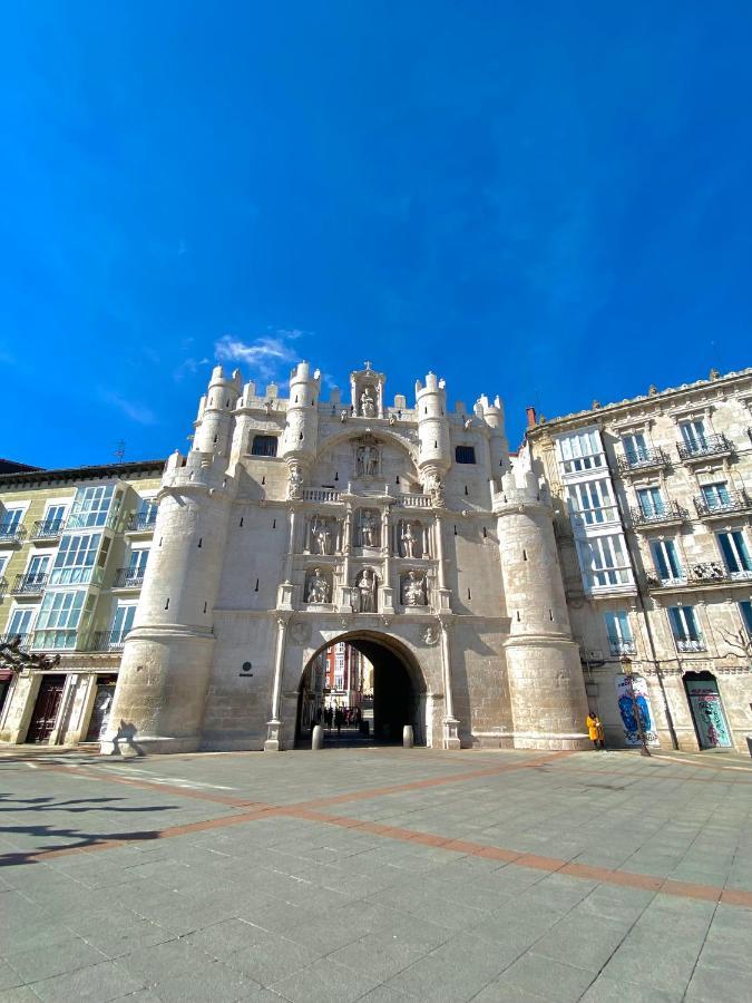 Apartamento Turistico Plaza Mayor Burgos Exterior photo